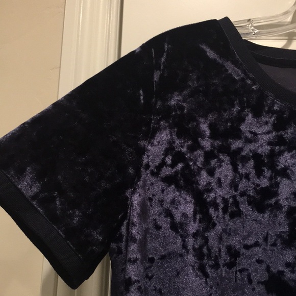 Velvet Top - Picture 5 of 13